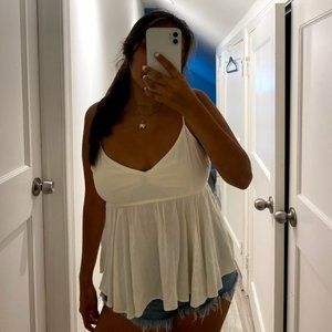 FOREVER 21 Cream Tank Top